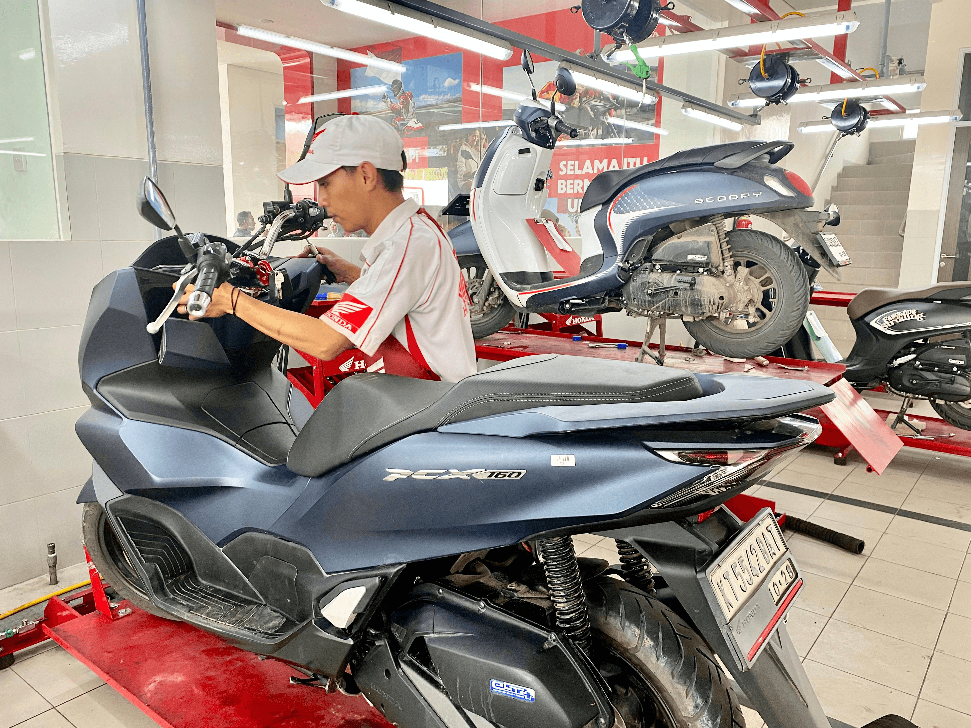 Astra Motor Kaltim 2 Bagikan Tips Penanganan Sepeda Motor yang Baik Setelah Terendam Banjir